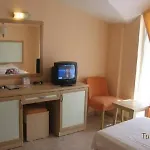 Hotel Mr Crane 3*