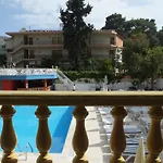 Mr Crane Hotel Kemer