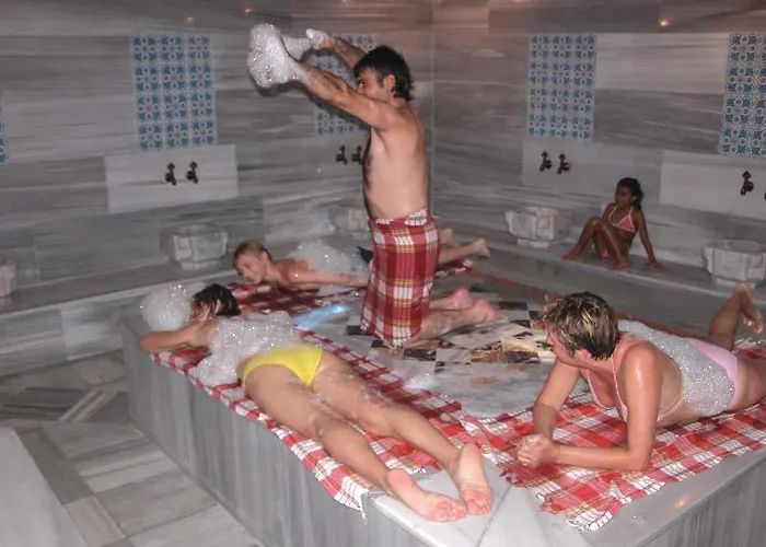 Mr Crane Hotell 3*