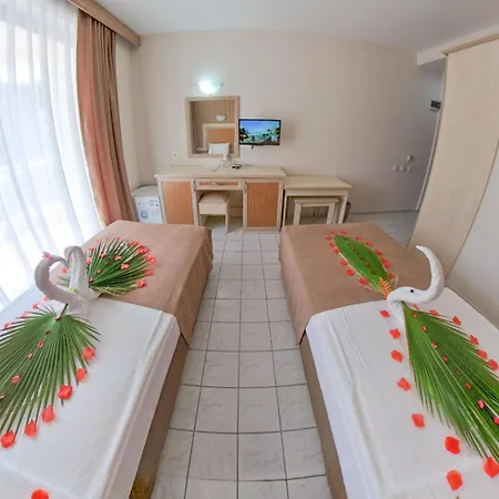 Mr Crane Hotel 3*
