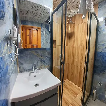 Otel Mr Crane 3*