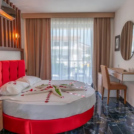 Otel Mr Crane Kemer
