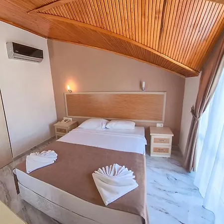 Otel Mr Crane 3*