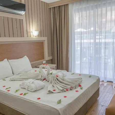 Otel Mr Crane Kemer