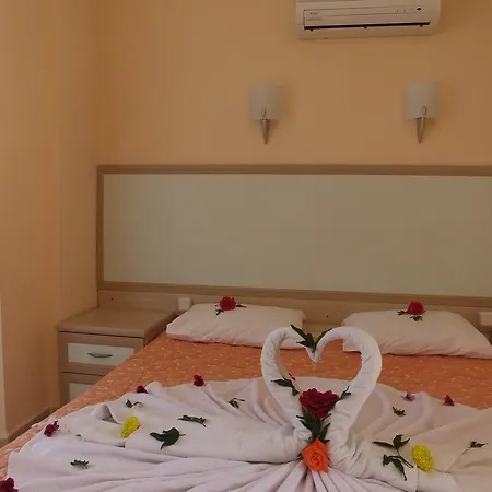 Hotell Mr Crane Kemer