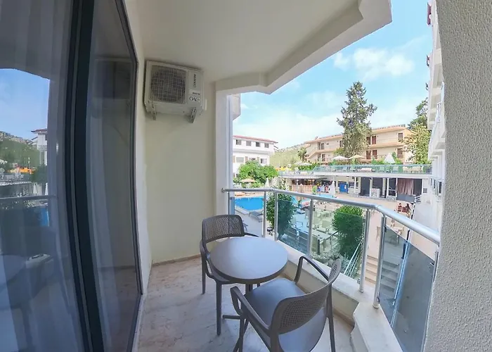 Mr Crane Hotel Kemer